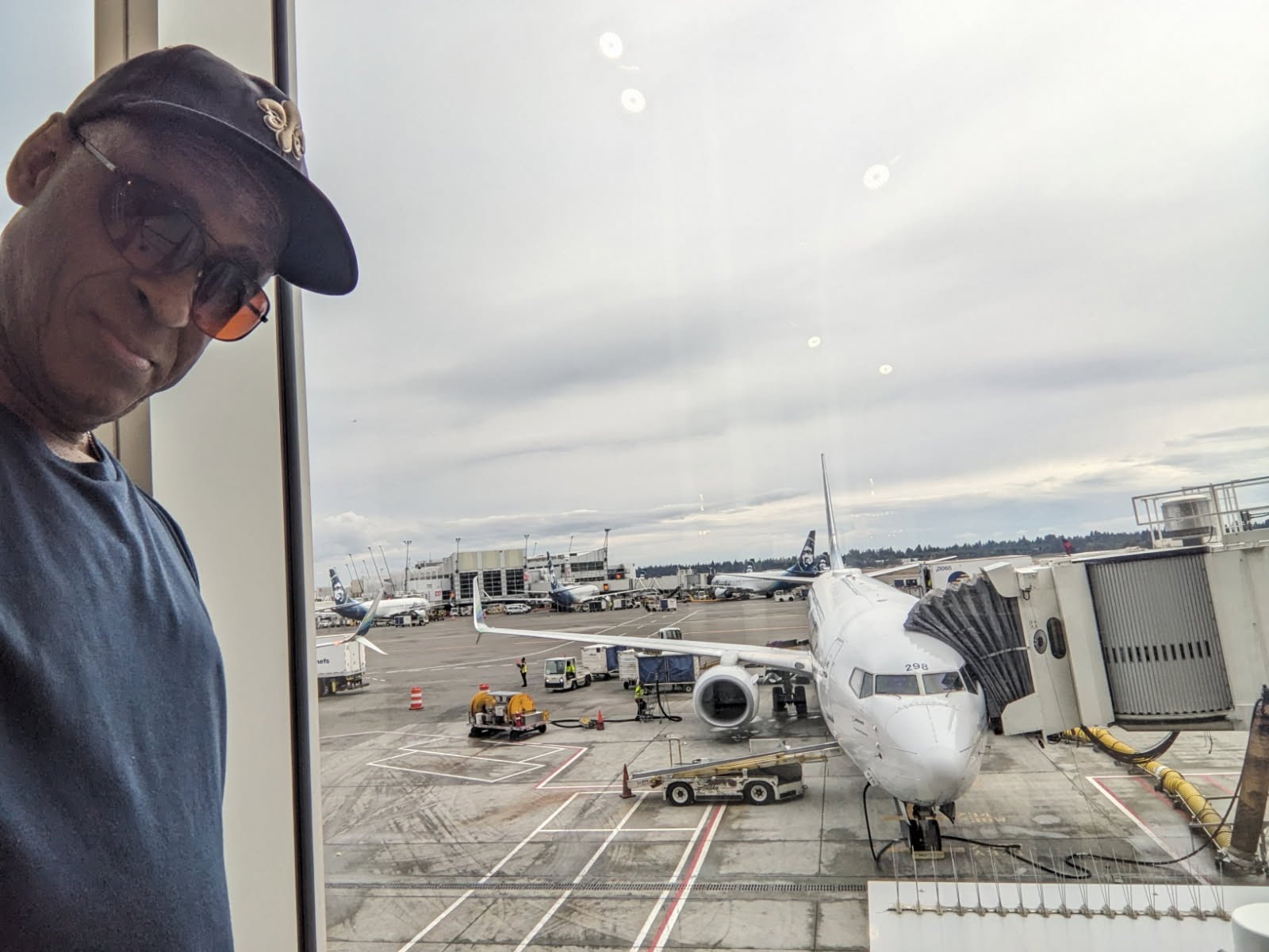 MDW at SeaTac Airport Concourse D Alaska Hub